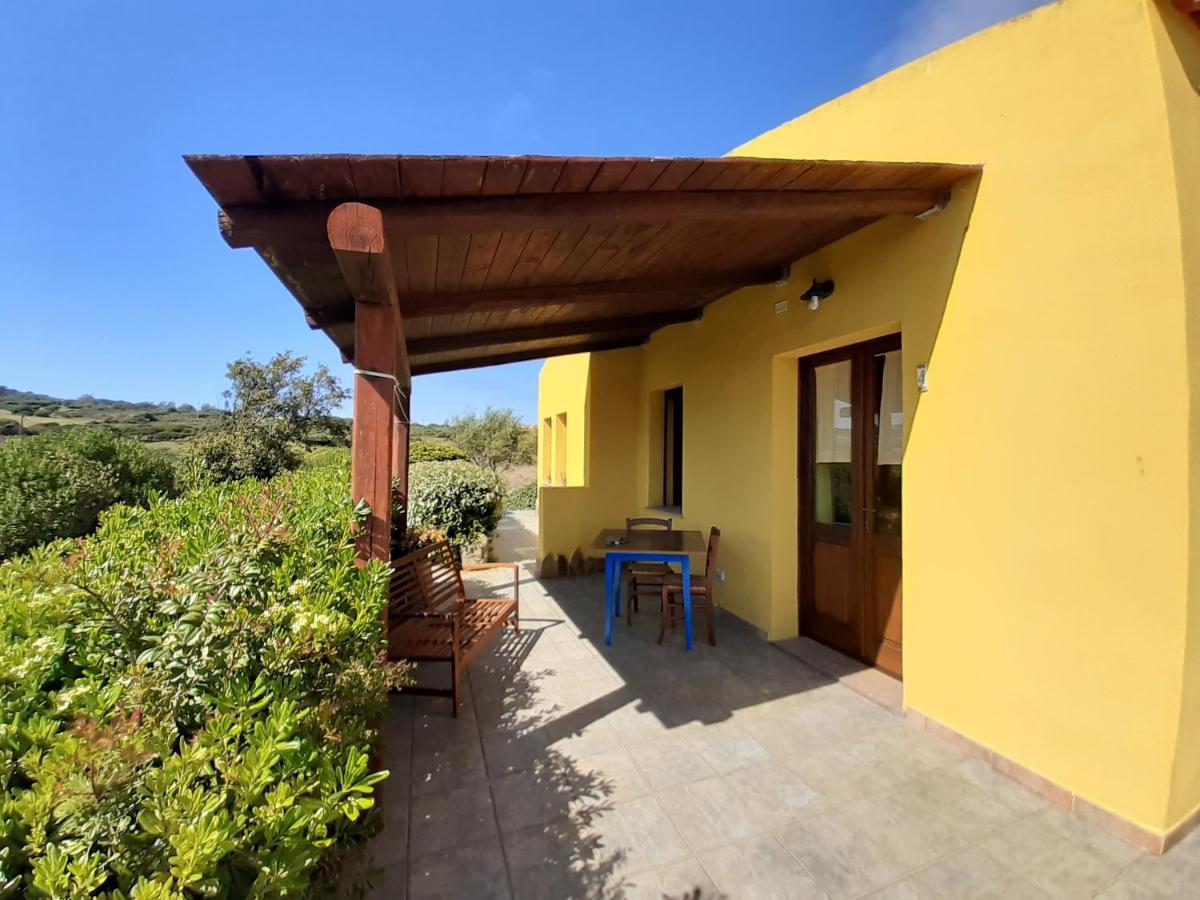 Agriturismo Campesi Casale Tra Le Vigne Aglientu Buitenkant foto