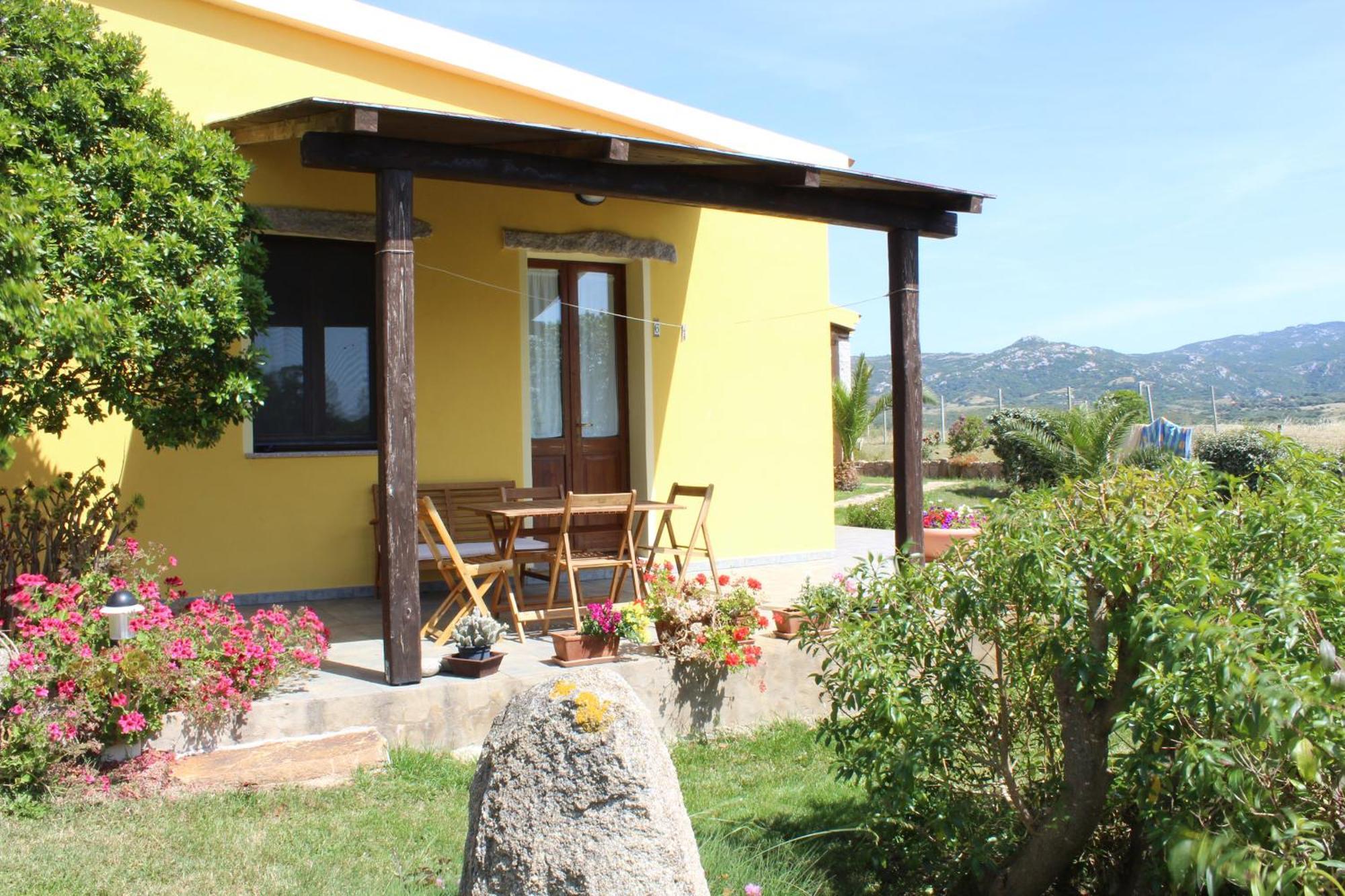 Agriturismo Campesi Casale Tra Le Vigne Aglientu Buitenkant foto